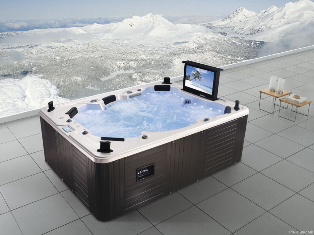 monalisa tv jacuzzi