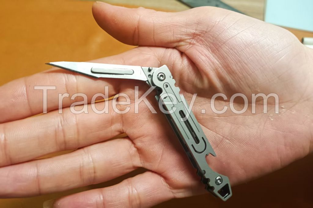 Folding knife , Mine pocket, steel knife ,made of steel ,outdoor knife