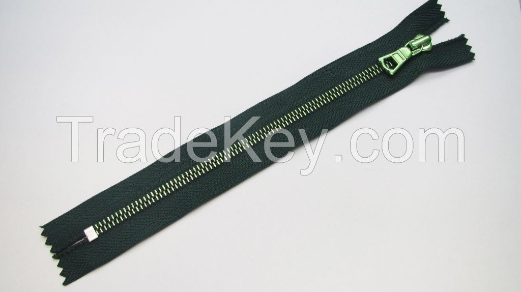 3# close ended metal zipper green