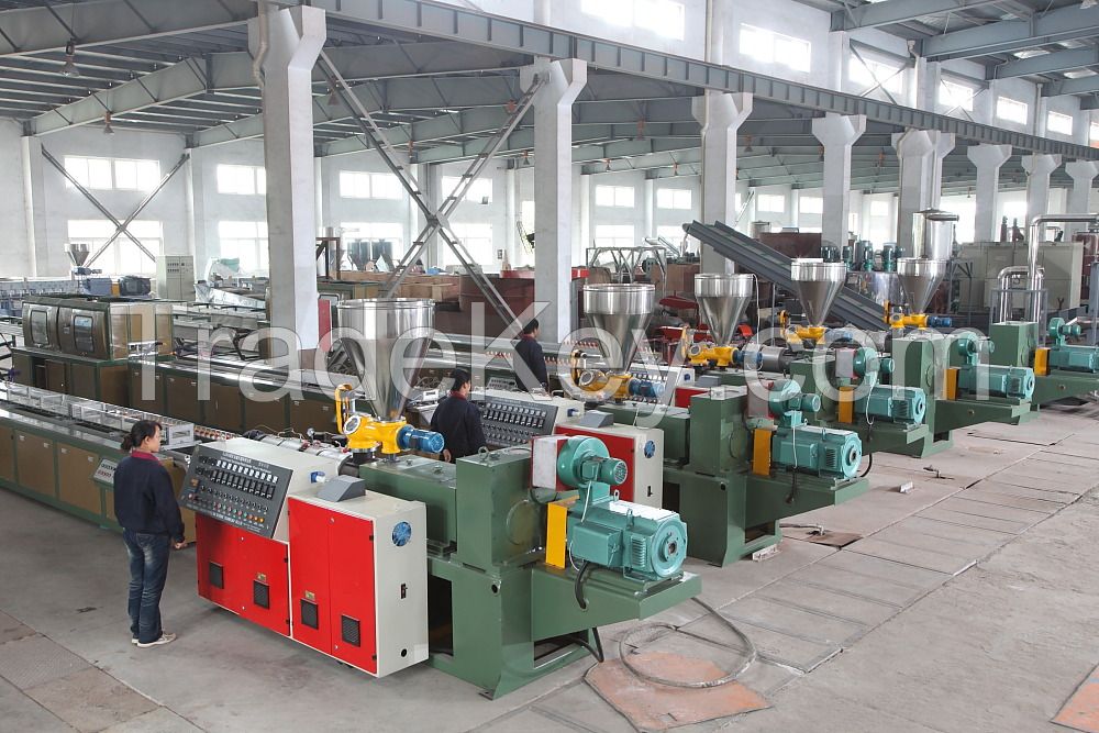 wood plastic extrusion line