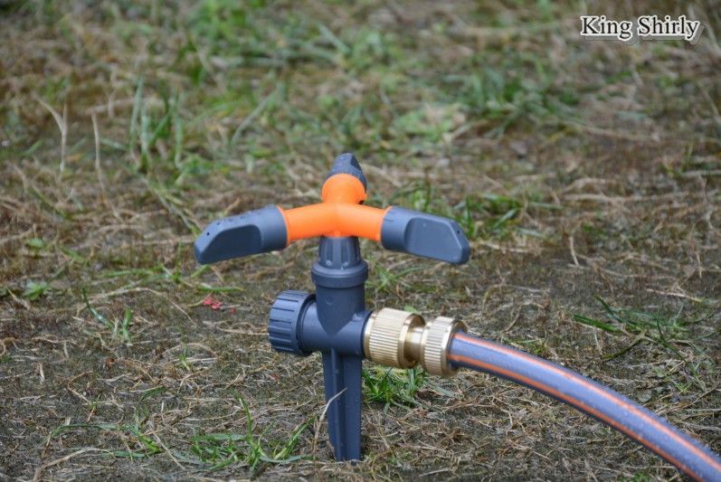 rotary plastic water sprinkler on spike