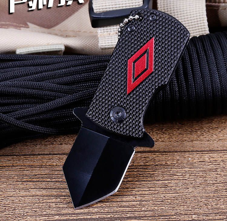 Short blade sword shape pocket knife