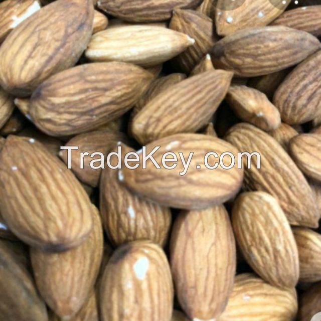 Sweet Almond Nuts