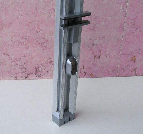 Walk-in Wardrobe Stanchion H007