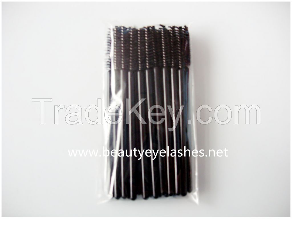 mascara brushes