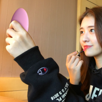 2017 new cute portable lighted mirror