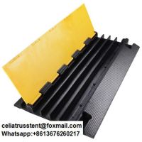 Four channels cable ramp