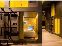 wooden Designed sleeping capsule Hotel Capsule Bed, Bedroom Furniture luxurious capsule bed