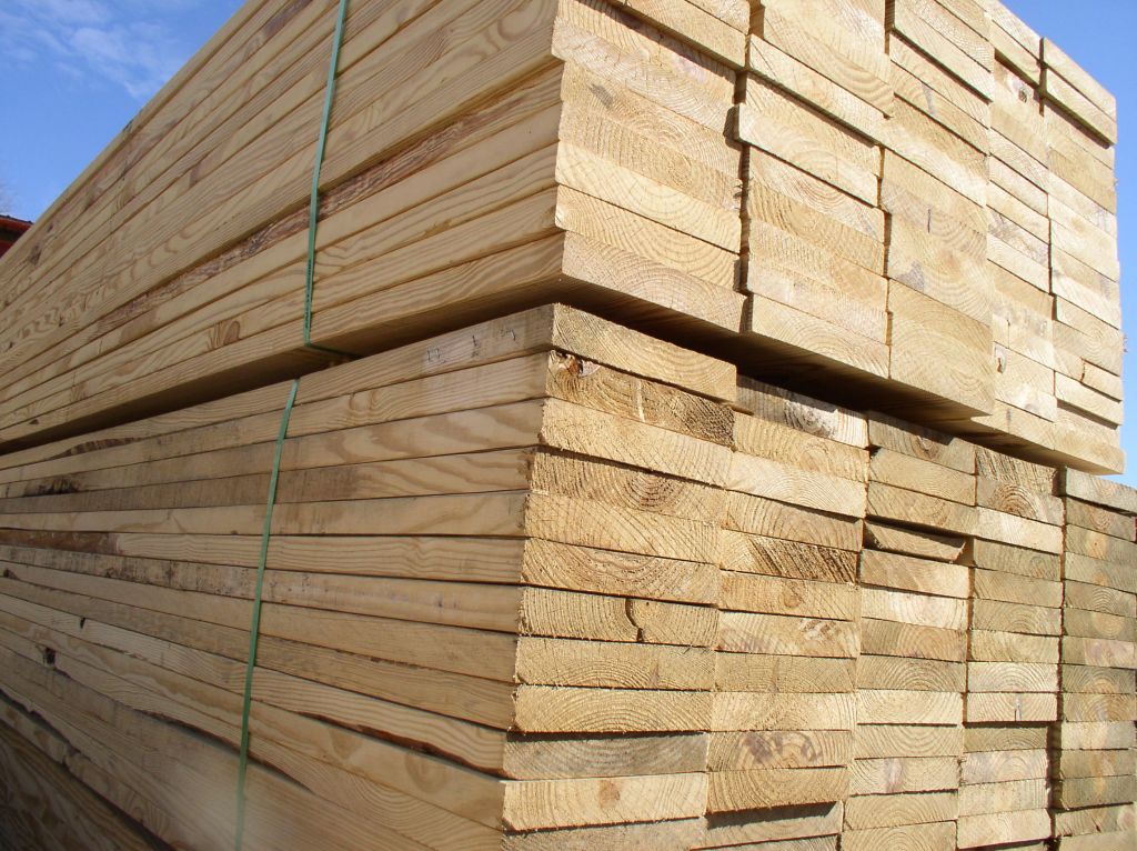 Kiln dried Pine Sawn Timber