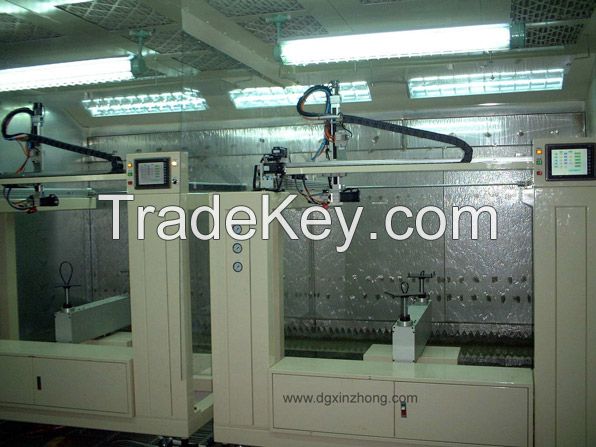 Reciprocating spraying machine