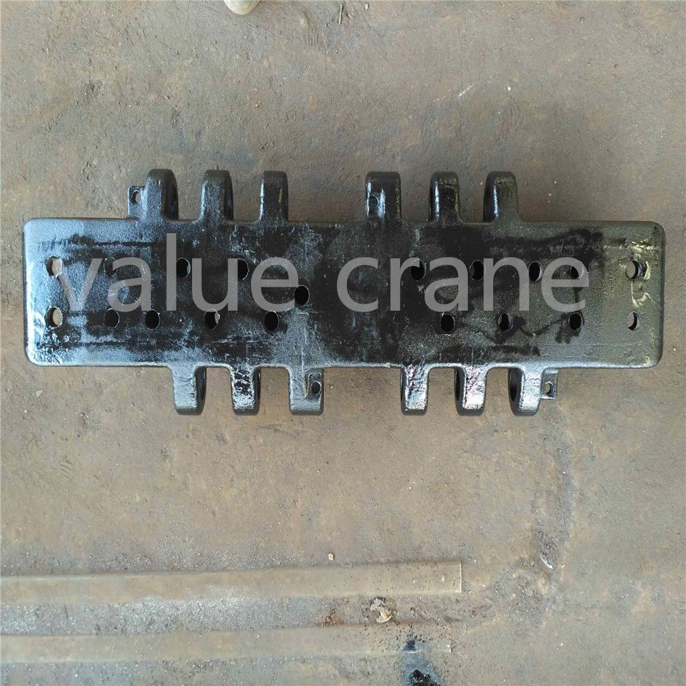 Crawler crane SANY SCC500  track pad