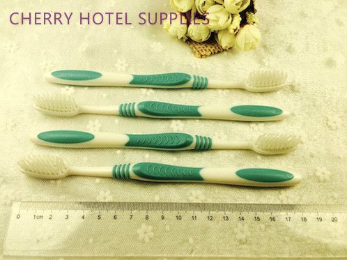 Hotel plastic small head toothbrush nynon silk