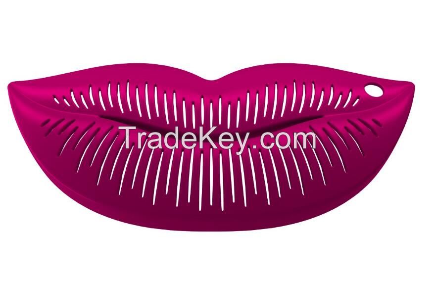 Lip Pot Strainer