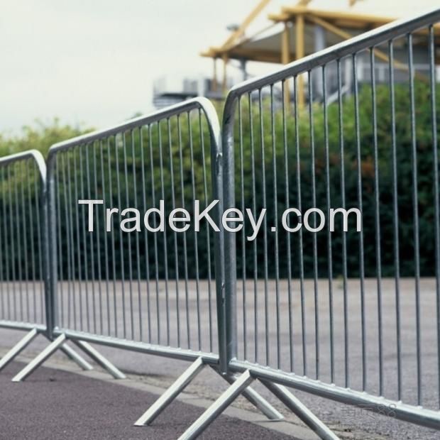 Galvanized Safety traffic barrier fence/traffic barrier