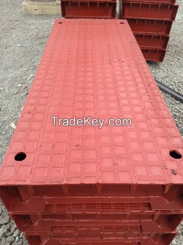 Road decking panel