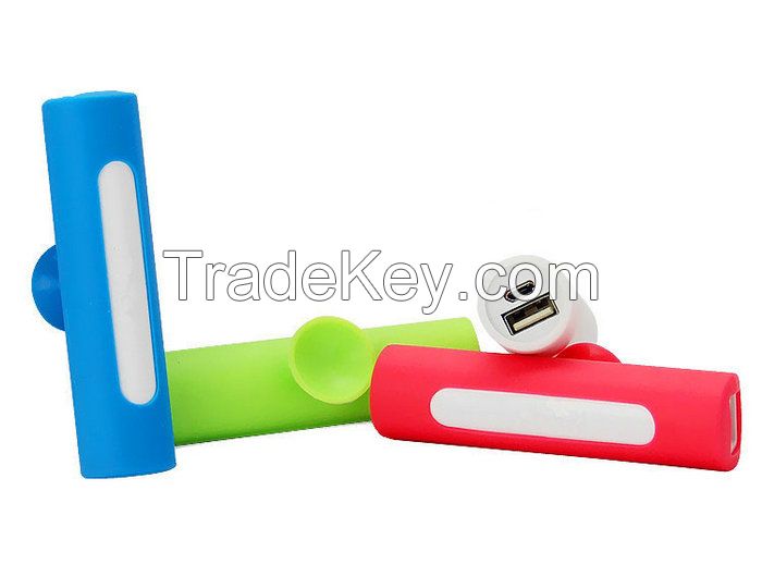  Wholesale cylinder style silicone sucker 2600mah power bank with phone stand