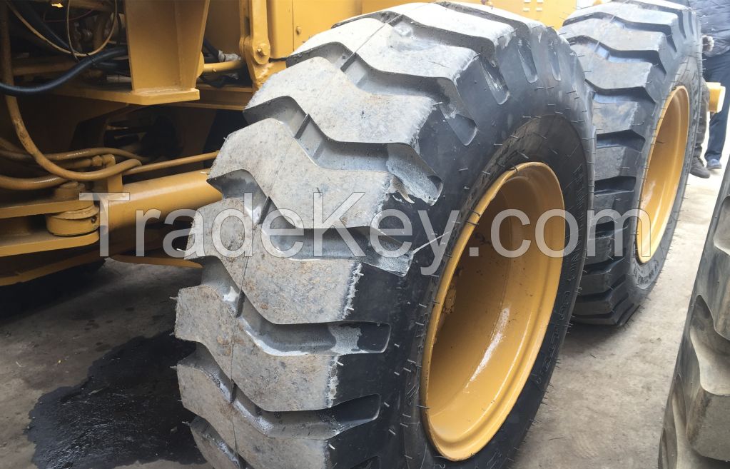 Used Caterpillar grader 140H