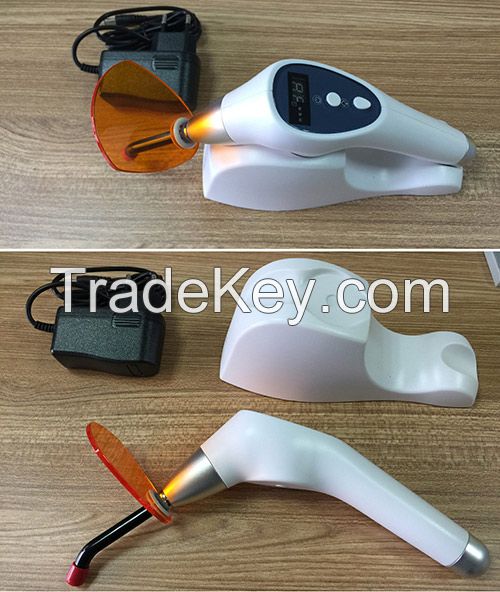 Induction rechargeable dental light curing unit