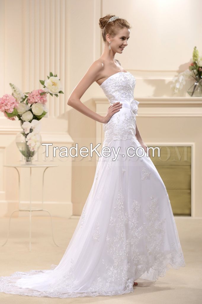 sleeveless wedding dress