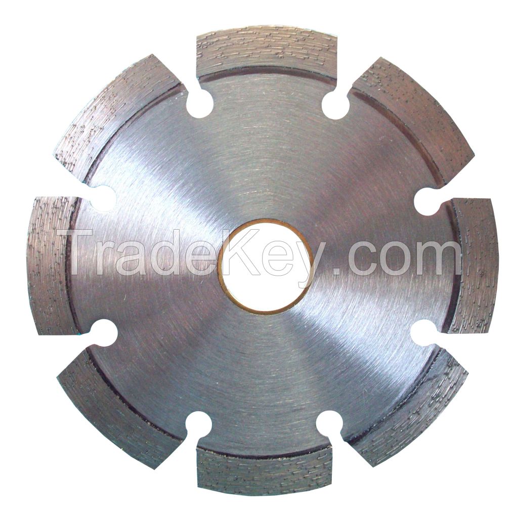 Hot sintered segmented diamond tools