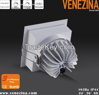 adjustable recessed downlight