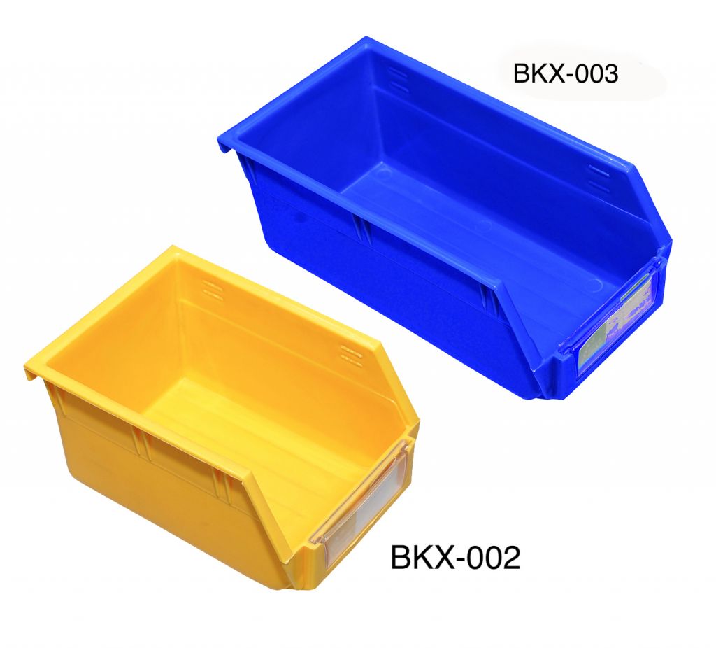 Plastic parts box