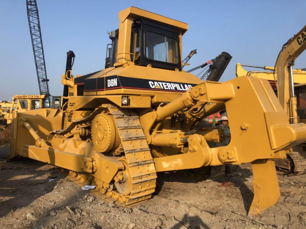 Used CAT D8N bulldozer