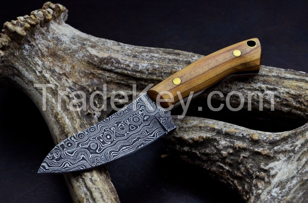 Custom Handmade Damascus Skinner knife