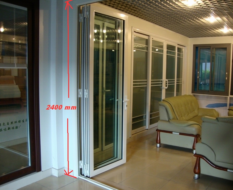 aluminium bi-fold door