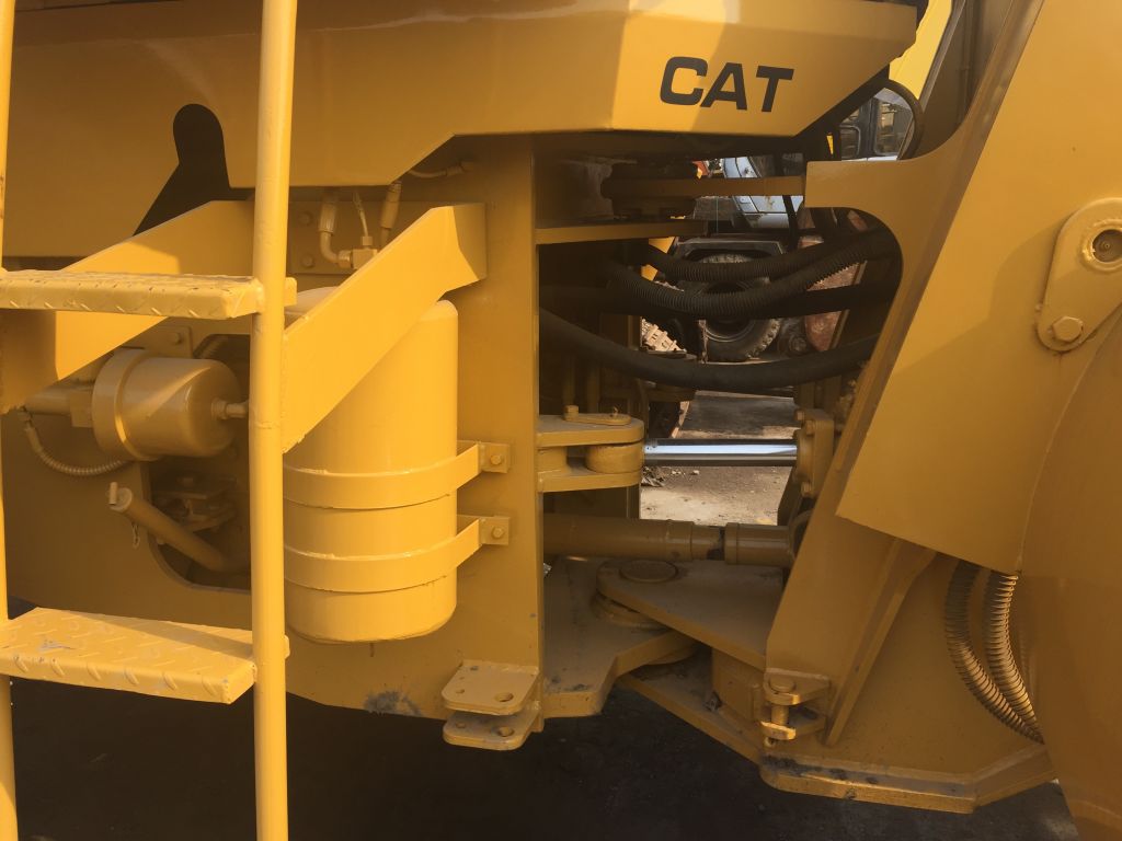 Used Heavy Equipment machine Cat  966h 966f 966g 950e 950h wheel loader for sale in Shanghai