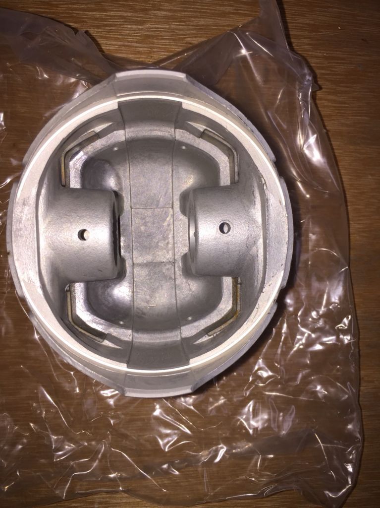 Engine Parts Piston for TB42 