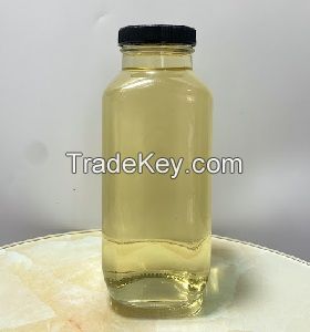 CLEAN REFINED COCONUT OIL / PLANT-BASED / FOOD & COSMETIC APPLICATION