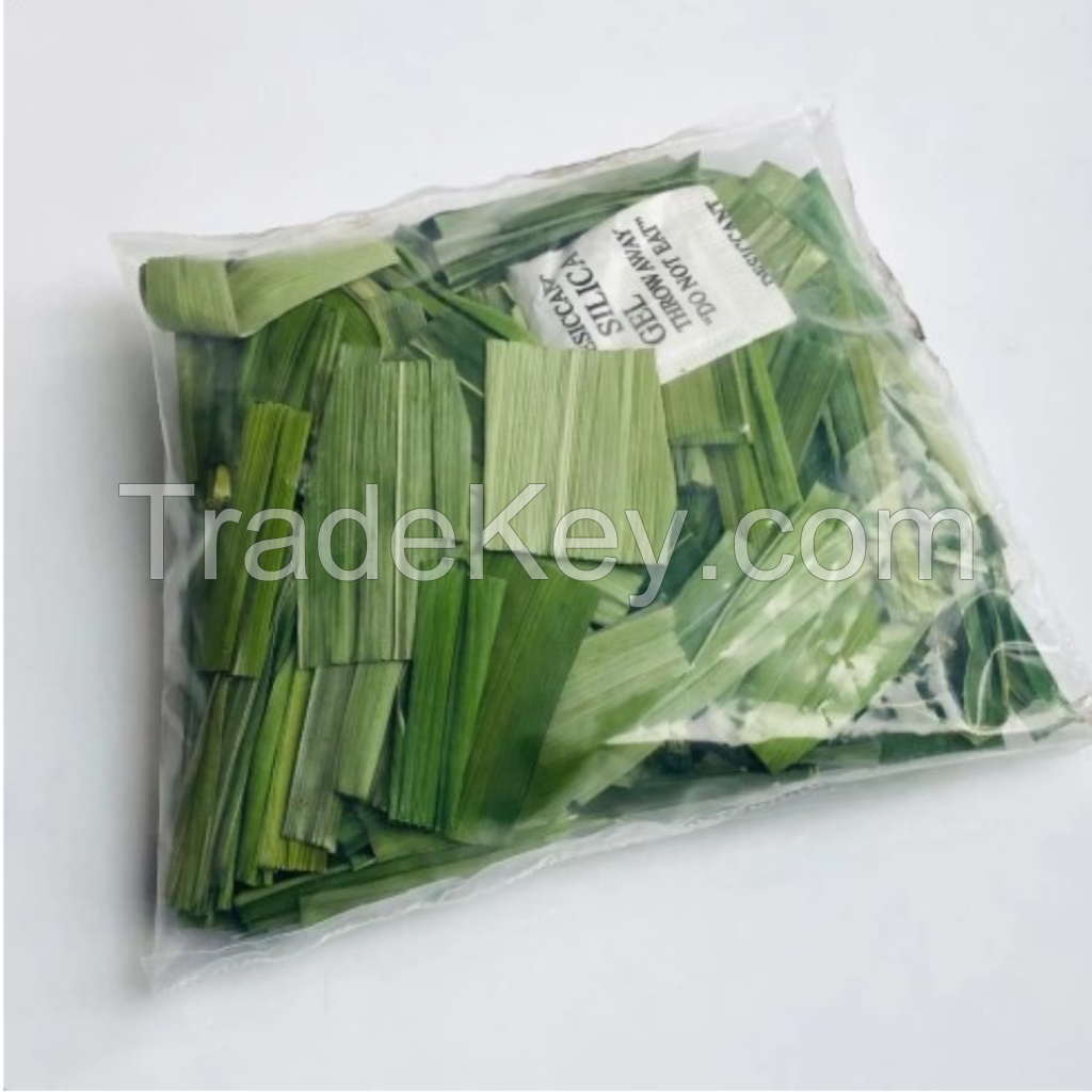 100% NATURAL PANDAN LEAVES DRIED AND CLEANED FROM VIETNAM WITH HIGH QUALITY
