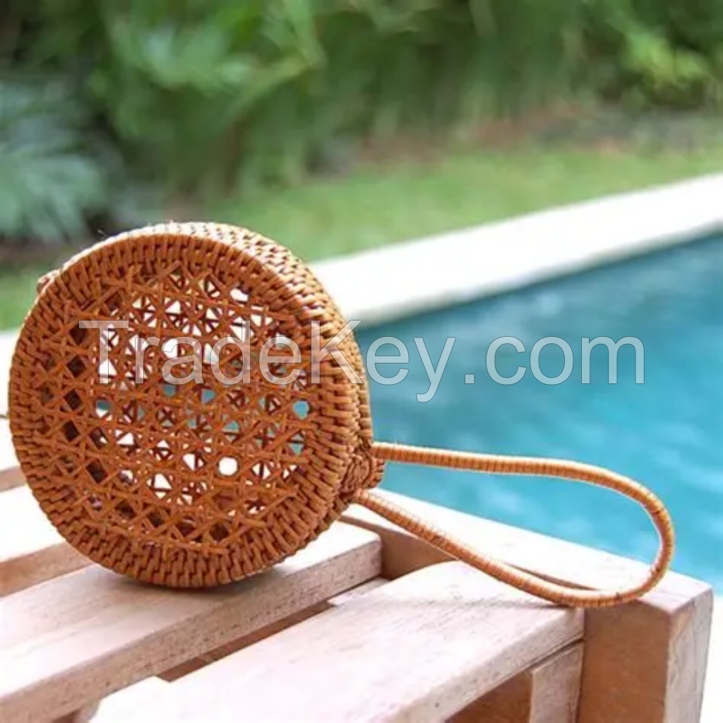 SUSTAINABLE RATTAN BAG FOR GLOBAL MARKET