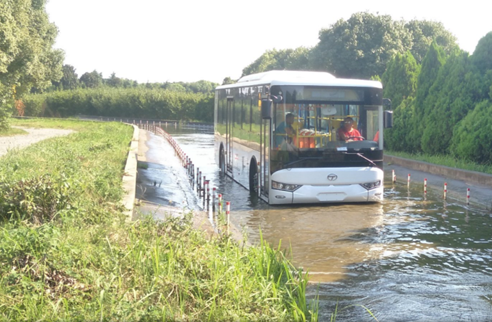 10.5 Meter Lithium Iron Phosphate Pure Electricity City Bus Model