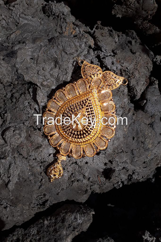 Gold Pendent