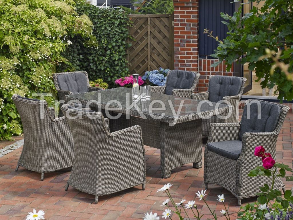 Poly rattan furniture set