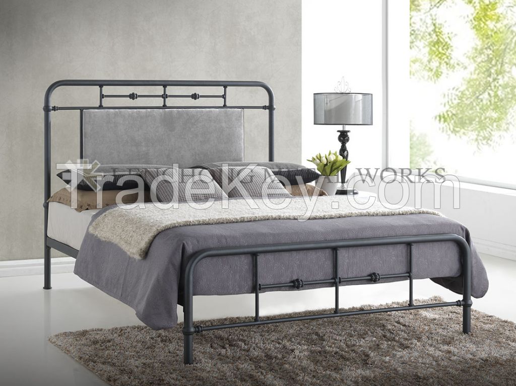 METAL BED