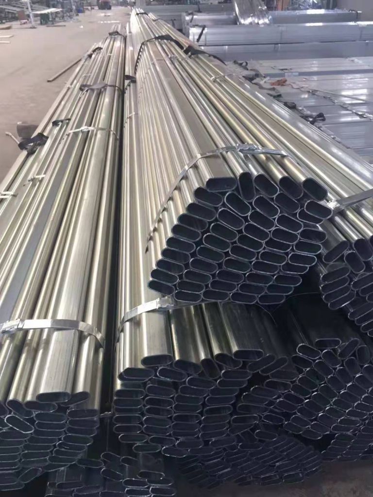 Hot dipped galvanized round steel pipe/gi pipe pre galvanized steel pipe galvanised tube 