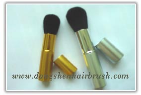 retractable powder brush