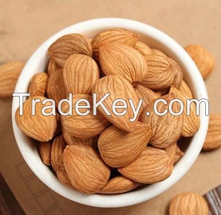 Dried Sweet Almonds and Apricot