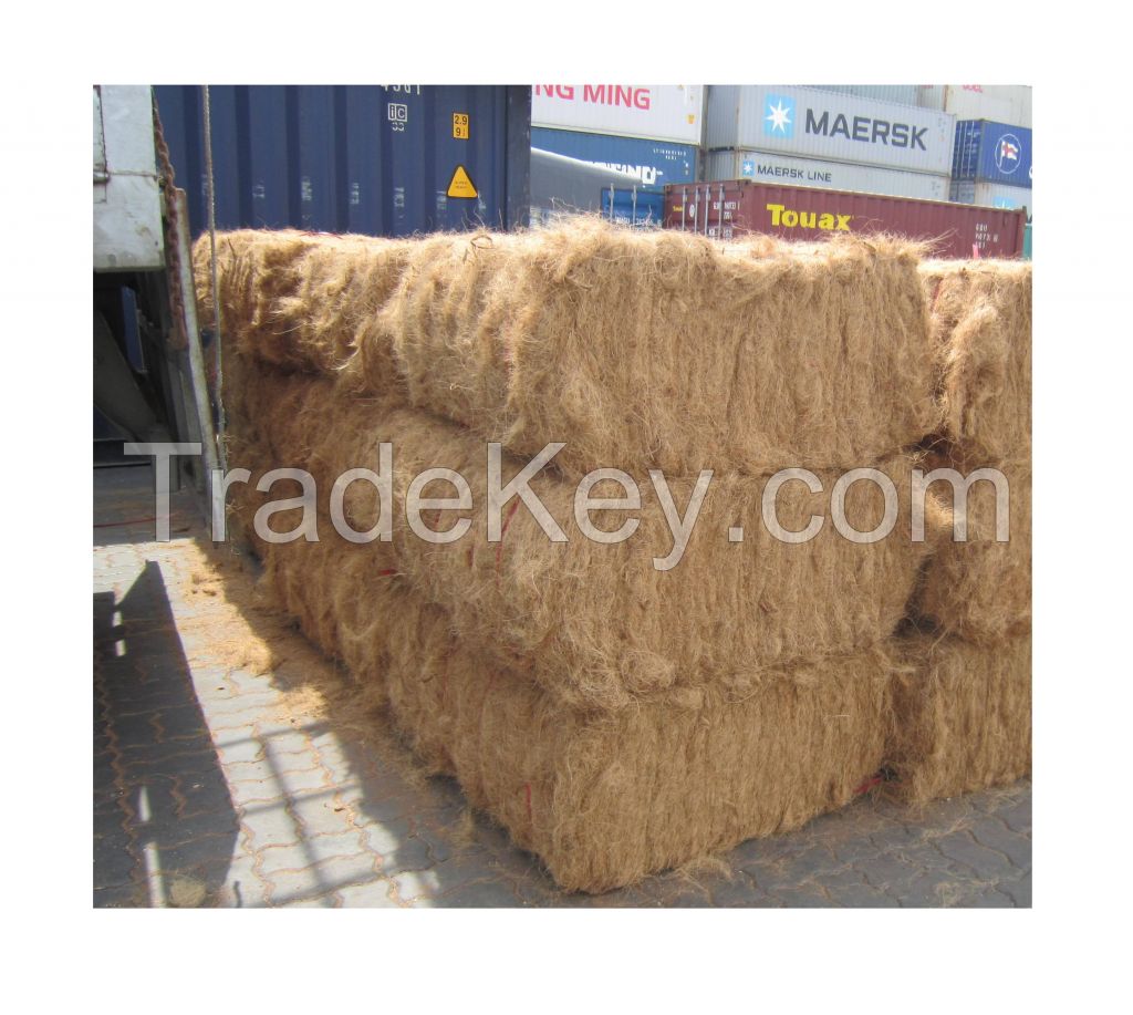 Dried Natural Coco Fiber Natural Weaving Coconut coir products At Factory Price ( Annie 0084702917076 WA)