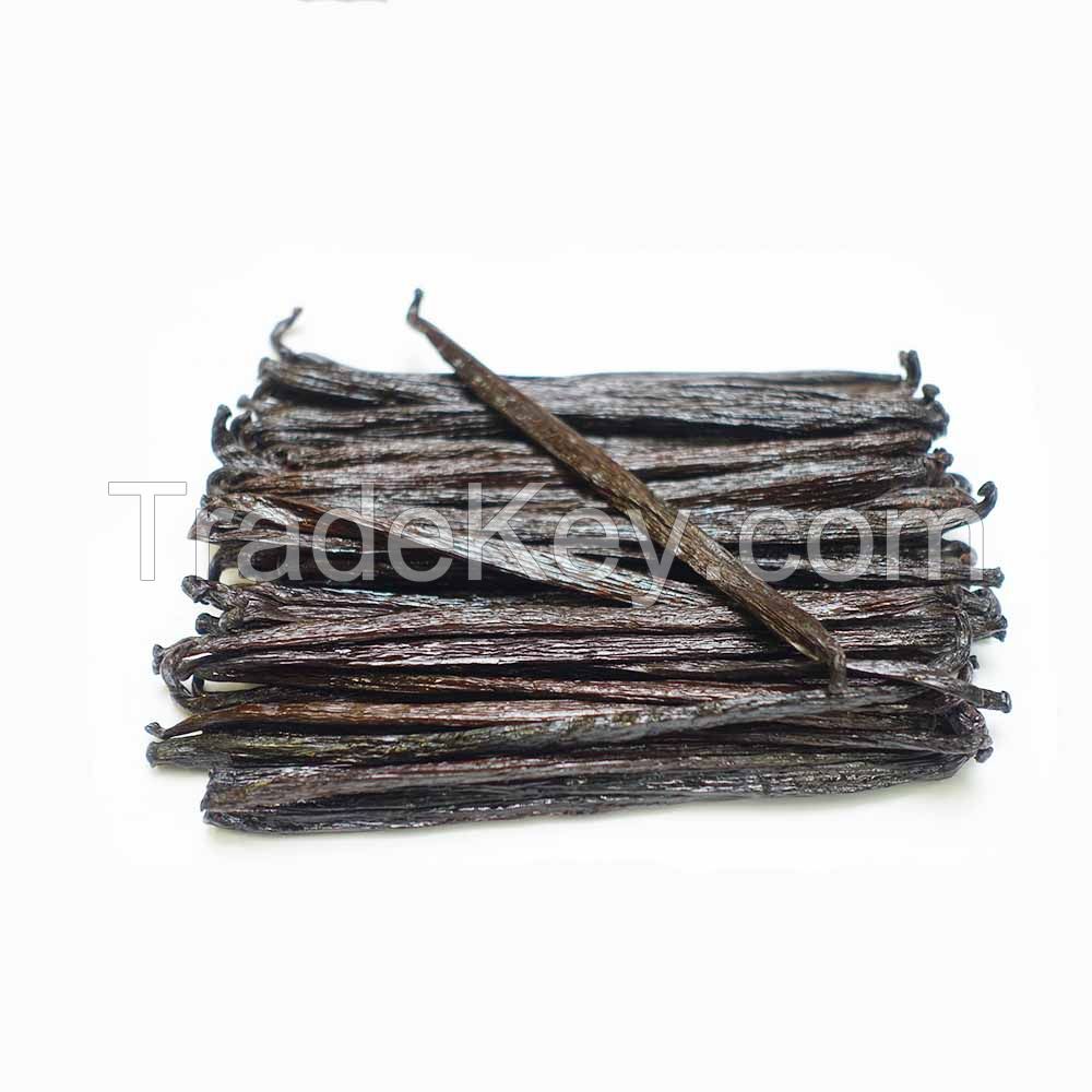 Buy Wholesale Vanilla Planifolia Dry and Oily Vanilla Beans Available in Bulk Quantity From India at Best Price