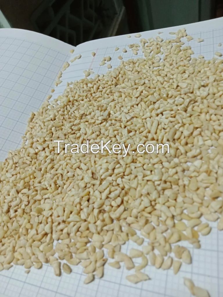 Cashew Nuts Roasted with Salt Good Price Salted Roasted Cashew Nuts Nuts Kernels Snacks From Vietnam