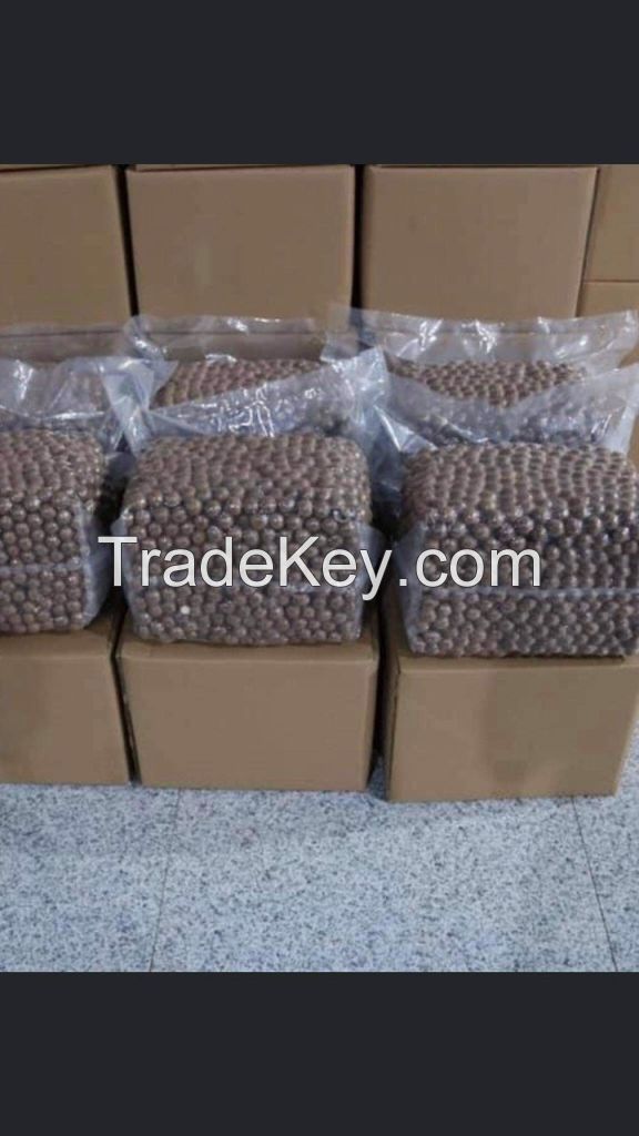 Organic Raw Whole Macadamia Nuts