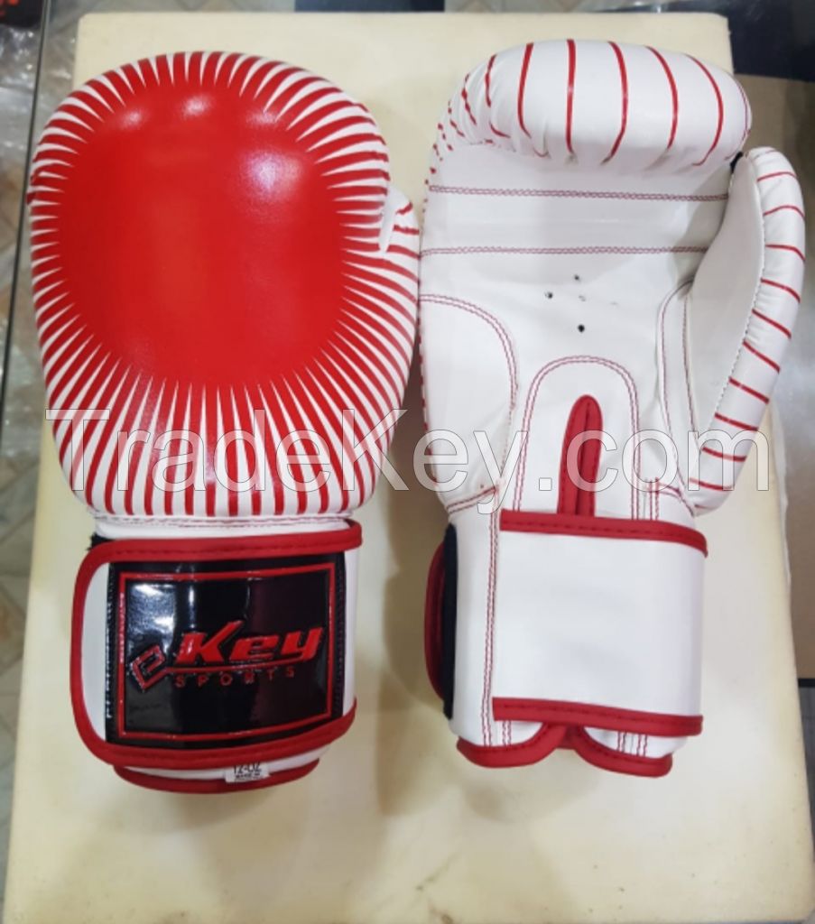 Boxing Gloves from Cowhide Leather with customized logos and labels