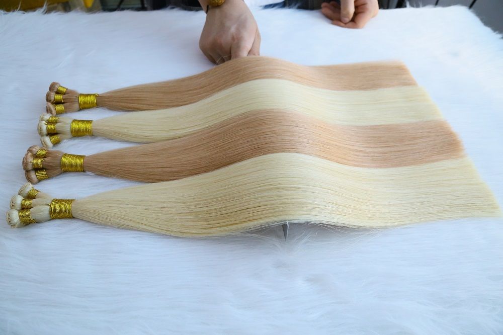 Hand Tied Weft 20inch #27 #613