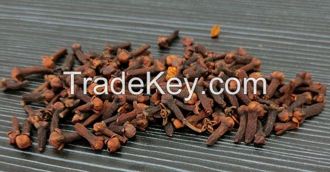 Cloves 