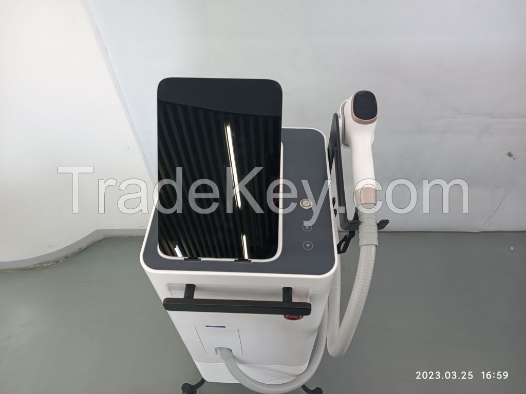 1800W/3000W 808nm/ 755nm 808nm 1064nm 3 wavelength diode laser hair removal machine with four replaceable spot sizes