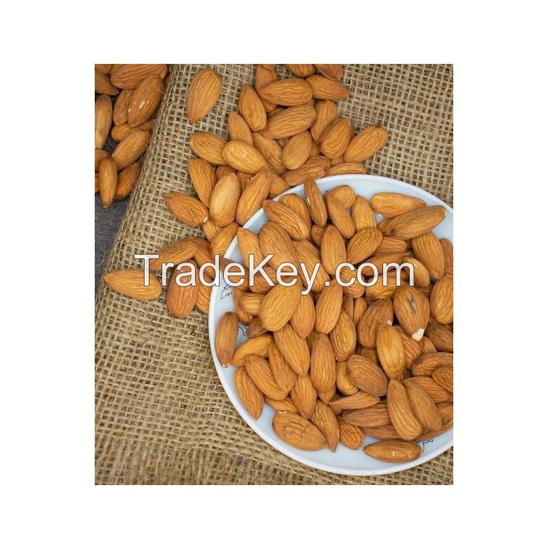 Almond nuts for sale in bulk packaging at competitive rates